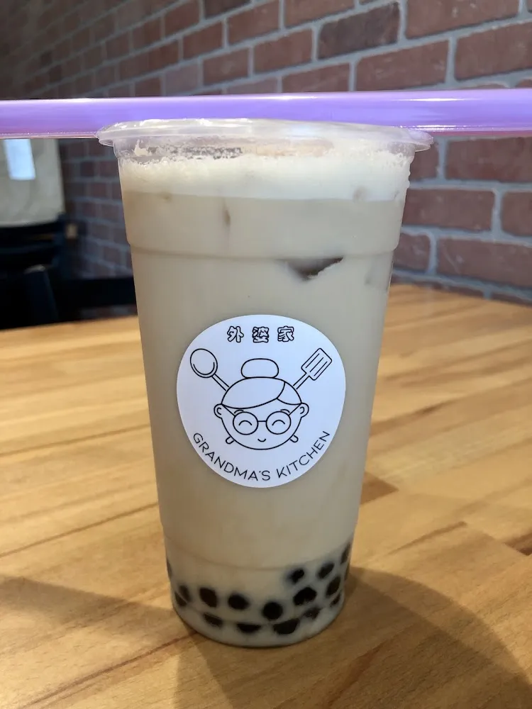Lavender Milk Tea with Boba